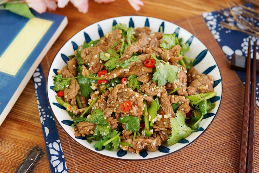 Chỉ mất 15 phút là có ngay món bò trộn mềm ngon xuất sắc cho buổi cơm tối-6