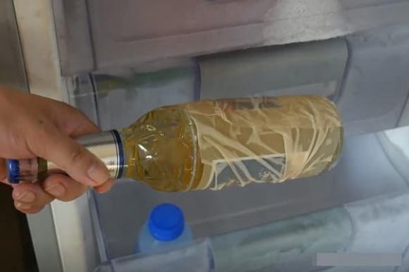 Muốn uống bia lạnh, bạn không cần đợi từ từ trong tủ lạnh, tôi sẽ hướng dẫn bạn mẹo uống bia lạnh nhanh trong 5 phút-5