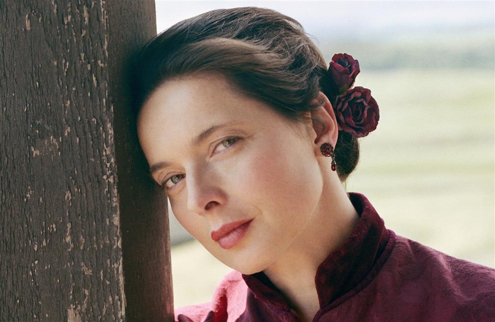 Ly hôn và thất nghiệp, người đàn bà đẹp về quê nuôi gà rồi trở lại ngoạn mục khiến tất cả phải trầm trồ-7