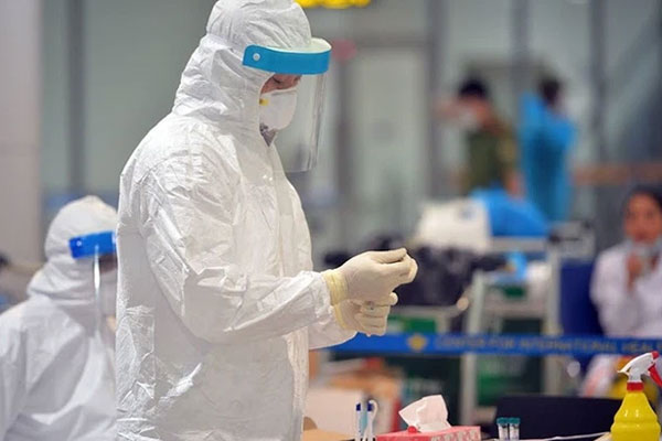 Hà Nội: Xác định 401 người liên quan đến gia đình 5 người dương tính SARS-CoV-2-1