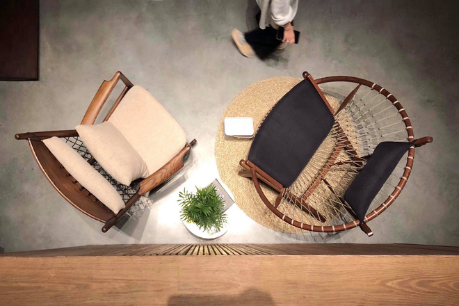 Vợ chồng 8X xây nhà 3,5 tỷ tại Long Biên: Bên ngoài là khối hộp cao 9m nhưng trong nhà lại ngập nắng chill bất ngờ-14