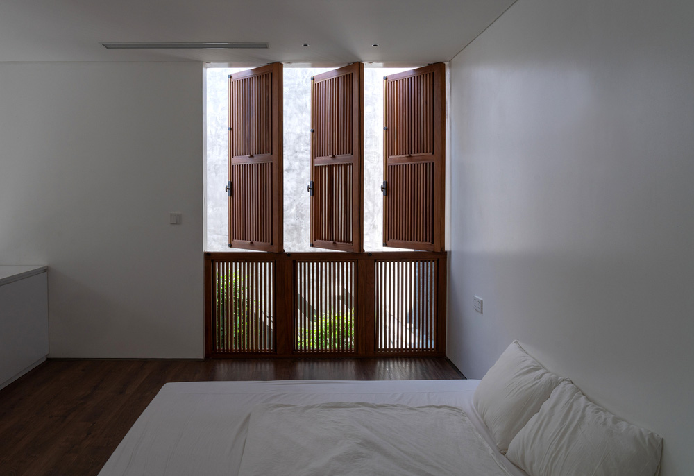 Vợ chồng 8X xây nhà 3,5 tỷ tại Long Biên: Bên ngoài là khối hộp cao 9m nhưng trong nhà lại ngập nắng chill bất ngờ-21