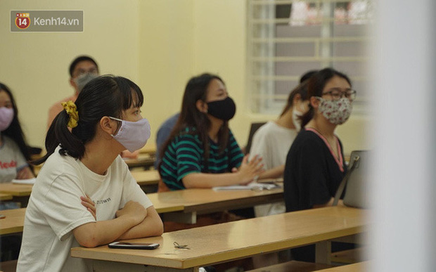 Thông tin mới nhất về đề thi tốt nghiệp THPT 2021 từ Bộ GD&ĐT-1