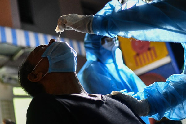 Lotte Mart quận 7 tạm đóng cửa-1