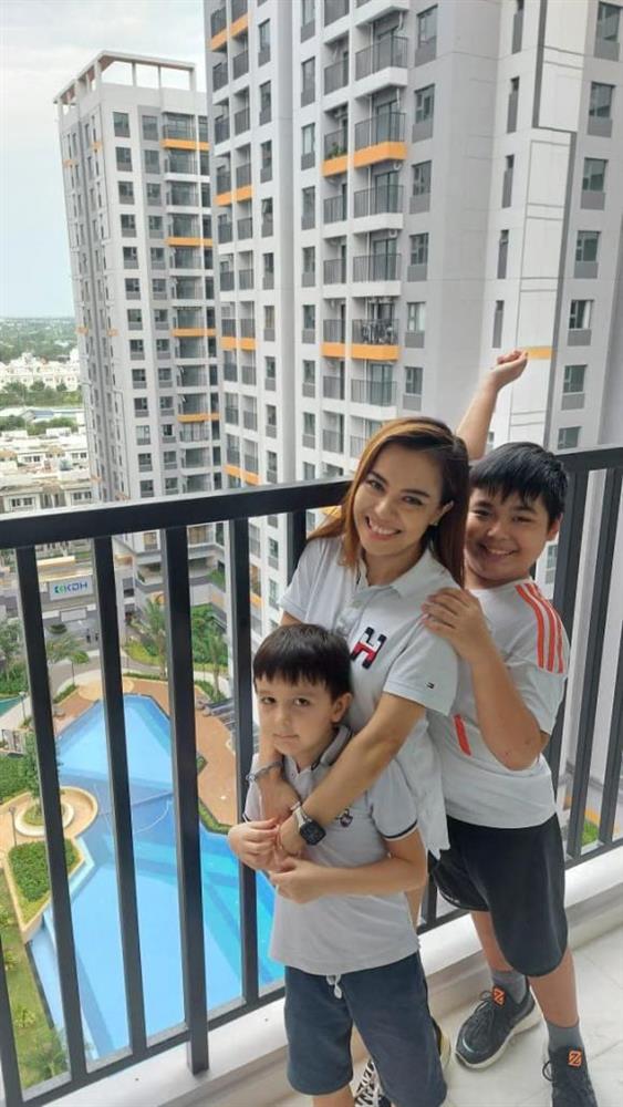 Lý Thanh Thảo Mùi ngò gai cùng chồng Tây tậu căn nhà thứ 2 nhân kỷ niệm 3 năm ngày cưới-4