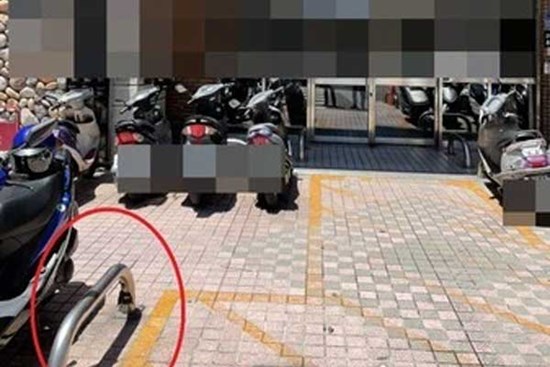 Người phụ nữ đứt đầu khi rơi từ tầng 16 xuống vỉa hè, hiện trường gây ám ảnh vẫn chưa thể lý giải