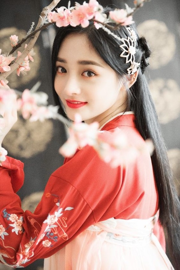 Phụ nữ thuộc 3 mệnh này chưa từng lo nghèo khó, đến tuổi trung niên tiền bạc không mời mà đến, chẳng mấy chốc có được cơ ngơi như ý-2