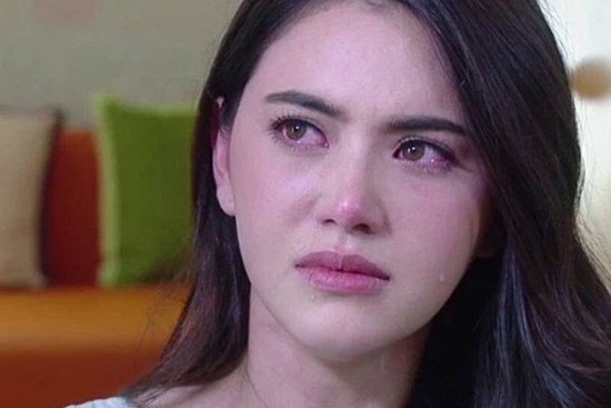 Nghe thấy gia đình em dâu rơi vào cảnh túng quẫn, vợ chồng tôi đến hỏi thăm và choáng váng khi nhìn thấy thứ trên mâm cơm