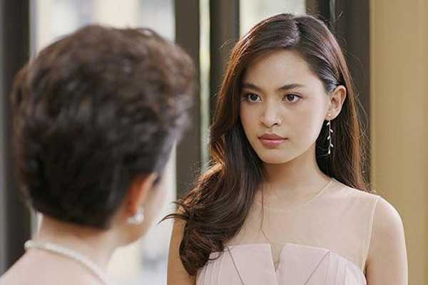 Chồng cũ cho tôi một căn nhà sau khi ly hôn, ai ngờ mẹ kế đến kèm theo nụ cười rạng rỡ khiến tôi tức điên đuổi bà đi ngay-1