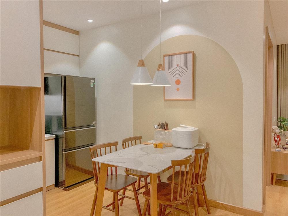 Cặp vợ chồng trẻ ở Hà Nội cải tạo căn hộ 65m² ẩm thấp, chật chội thành không gian đẹp vạn người mê với chi phí gây bất ngờ-11