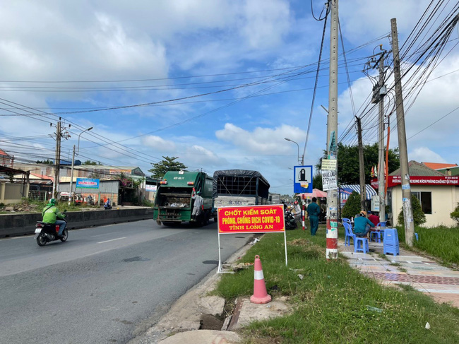 Từ ngày 8/7, Long An giãn cách xã hội theo Chỉ thị 16 tại TP Tân An và 4 huyện để chống dịch-1