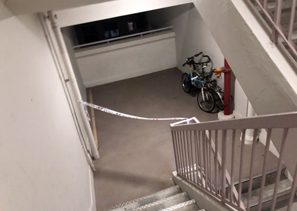 Bố siết cổ con gái đến chết, sự tình khiến công tố viên phải xin sự cảm thông cho hung thủ, thẩm phán cũng động lòng-1