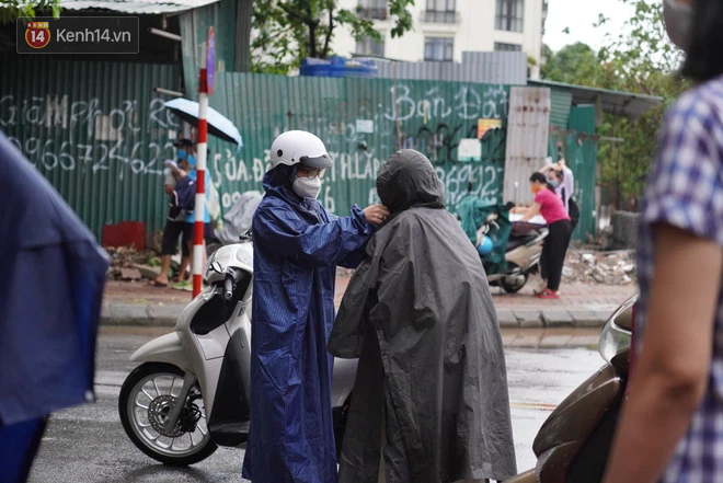 Hơn 1 triệu sĩ tử bước vào ngày thi thứ 2: Thí sinh lo lắng với tổ hợp 6 môn Lý Hoá Sinh, Sử Địa GDCD-5