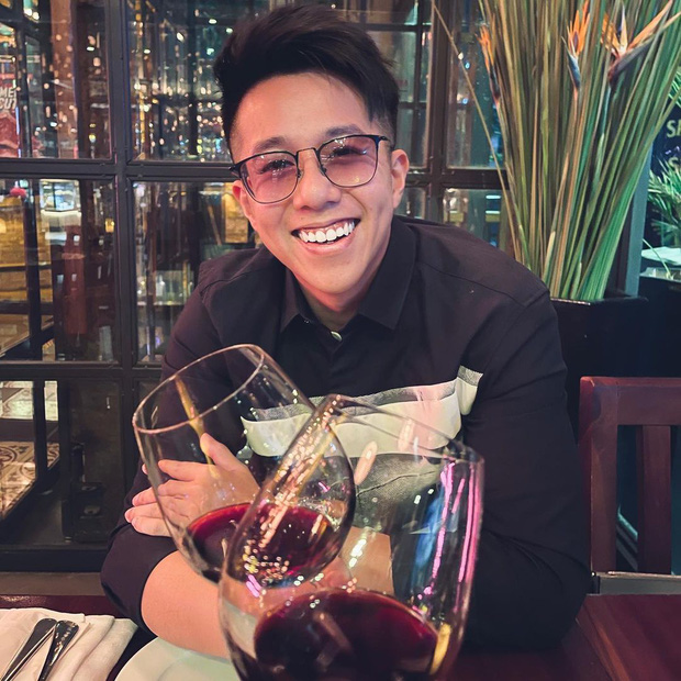 Đúng sinh nhật, Matt Liu tươi cười hạnh phúc tung ảnh cụng ly tình tứ bên ai kia, netizen lập tức gọi tên Hương Giang!-2