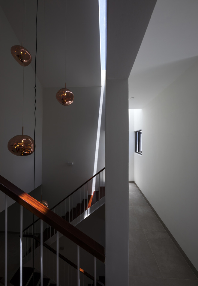 Chị em sinh đôi xây nhà trên mảnh đất 250m2, nhìn bên ngoài cứ ngỡ là 1 nhưng vào trong mới phát hiện sự thật bất ngờ-14