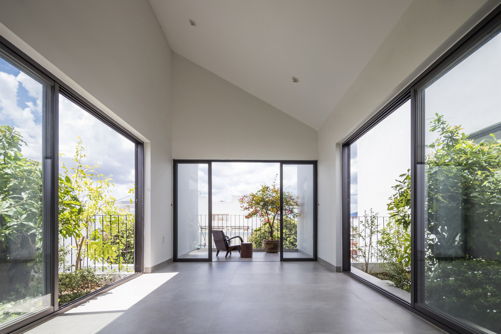 Chị em sinh đôi xây nhà trên mảnh đất 250m2, nhìn bên ngoài cứ ngỡ là 1 nhưng vào trong mới phát hiện sự thật bất ngờ-18