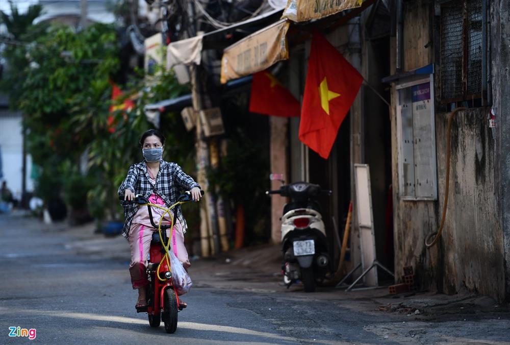 Người TP.HCM: Thà đau một lần rồi thôi, dây dưa đến bao giờ hết dịch-2