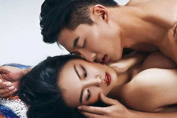 Vợ bầu sắp đẻ phát hiện tin nhắn về kế hoạch đi Sapa của kẻ thứ ba, danh tính đối phương mới khiến cô ngã ngửa-3