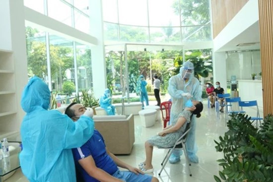 Trưa 8/7 thêm 355 ca mắc COVID-19 mới, TP.HCM 200 ca, Đồng Tháp 91 bệnh nhân