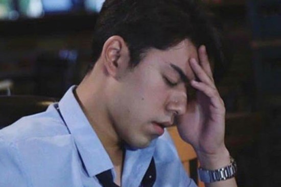 Mặc chung đồ với cậu bạn cùng phòng, tôi có nguy cơ mất bạn gái