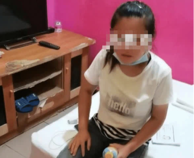 Người đàn ông giúp đỡ cô gái lang thang ở bến xe, không ngờ sự báo đáp của nàng khiến ân nhân hoảng sợ chạy mất dép-4