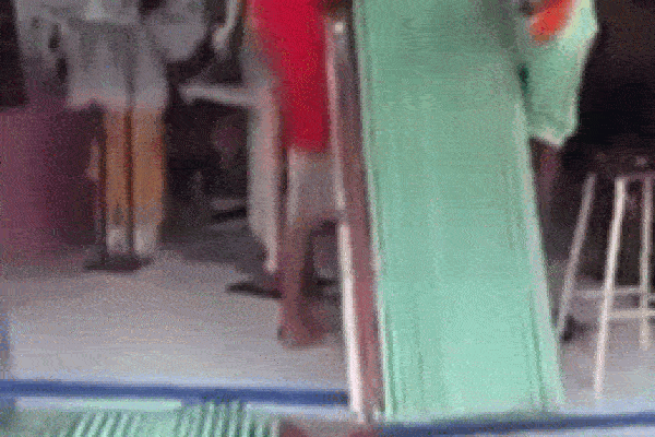 Trả thù người yêu cũ bằng cách cho xe ô tô 49 lần vượt đèn đỏ-2