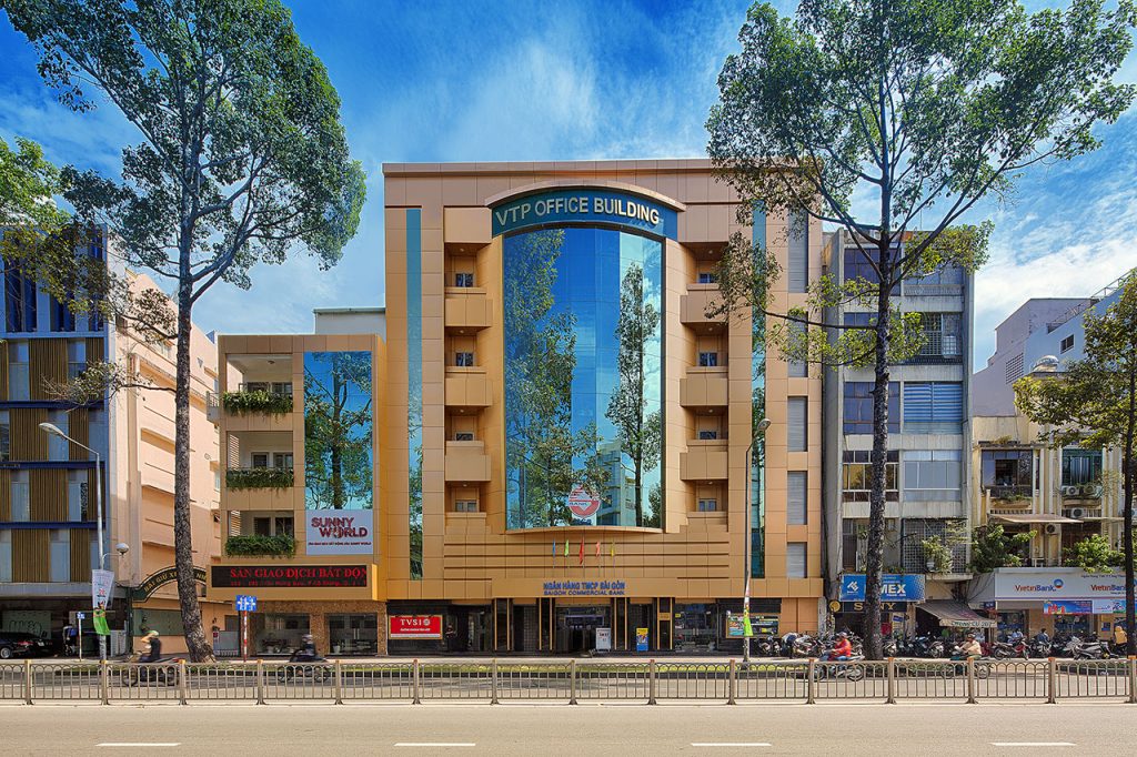 Bà chủ hiện tại của Thuận Kiều Plaza: Sở hữu khối tài sản ngang ngửa tỉ phú Phạm Nhật Vượng, bất chấp mọi lời đồn quyết vực dậy 3 tòa chung cư bỏ hoang-4