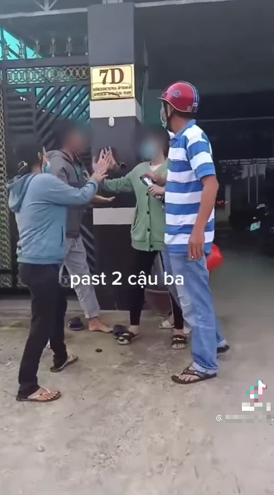 Cậu Ba ngoại tình bị bắt gian tại trận, cháu trai phẫn nộ xông trận đánh ghen, người vợ chỉ nói 1 câu mà được tán thưởng-5