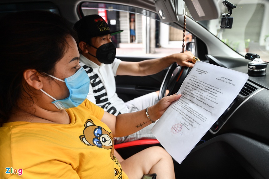 Nhiều người quay đầu xe khi thấy chốt kiểm soát dịch tại quận 3-4