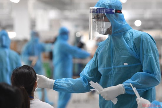 Sáng 10/7 thêm 593 ca Covid-19 trong nước, TP.HCM có 520 ca