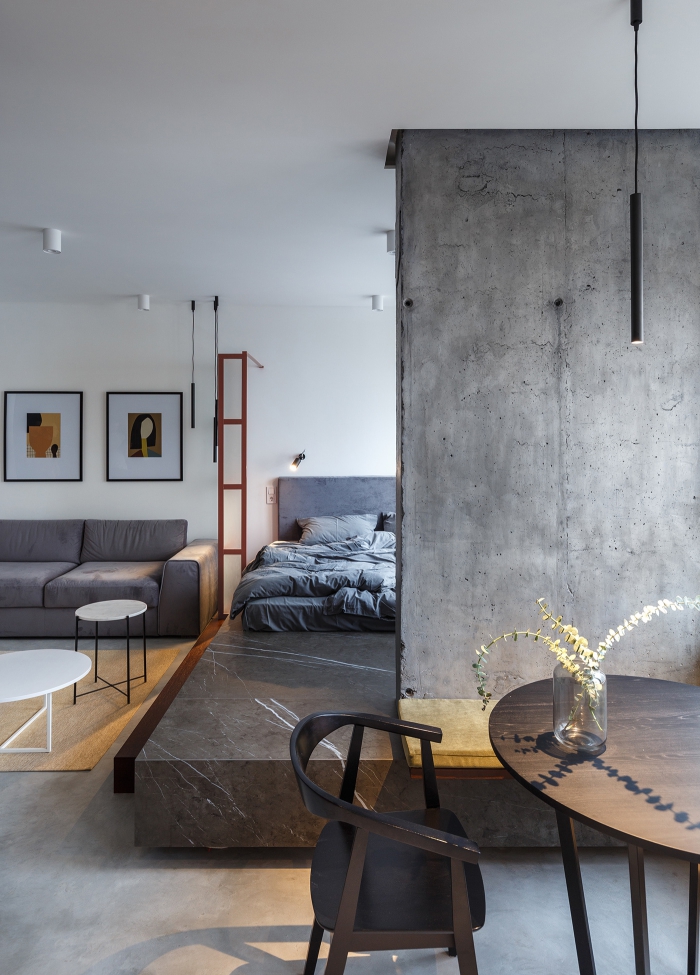 Căn phòng được thiết kế tài tình, dù chỉ 12m2 nhưng có tới tận 4 phòng mà không hề tù túng chật chội, ấn tượng nhất là chiếc giường của chủ nhà-5