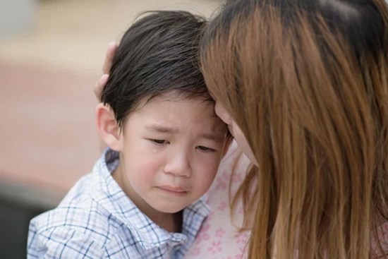 6 biểu hiện chứng tỏ trẻ dần trở nên tự ti, cha mẹ nên can thiệp kịp thời