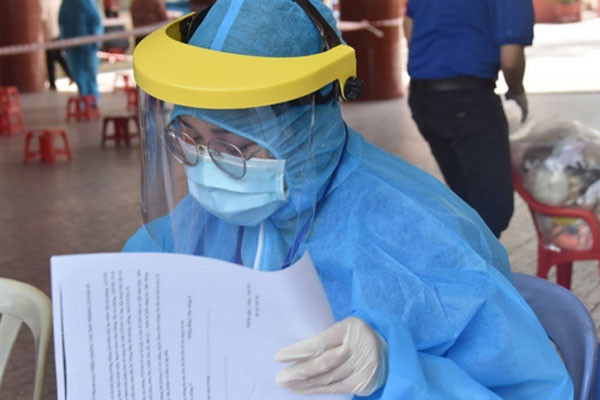 Thêm 14 ca mắc mới, Quảng Ngãi tăng tốc xét nghiệm diện rộng-2