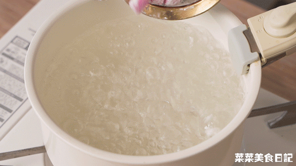 Món chè làm giảm nhiệt hơn cả kem, thơm ngon lại không béo, mùa hè được ăn thì chẳng còn lo bốc hỏa, nóng trong người-6