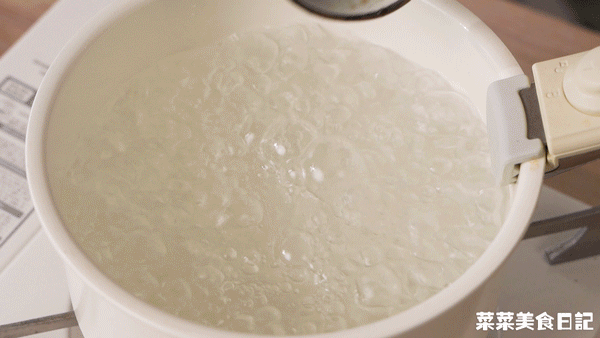 Món chè làm giảm nhiệt hơn cả kem, thơm ngon lại không béo, mùa hè được ăn thì chẳng còn lo bốc hỏa, nóng trong người-8