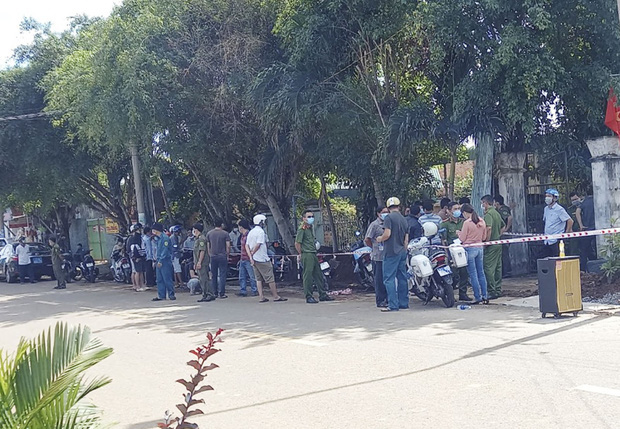 Nam sinh lớp 12 trong nghi án sát hại mẹ rồi dùng dao tự tử: Học lực giỏi, hạnh kiểm tốt, nghiện game-2