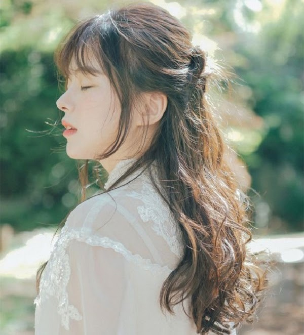 35 Kiểu tóc uốn đẹp nhất 2021 cho nữ cực trẻ trung và quyến rũ-11