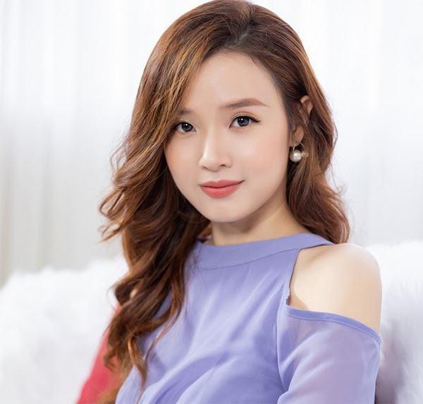 35 Kiểu tóc uốn đẹp nhất 2021 cho nữ cực trẻ trung và quyến rũ-12