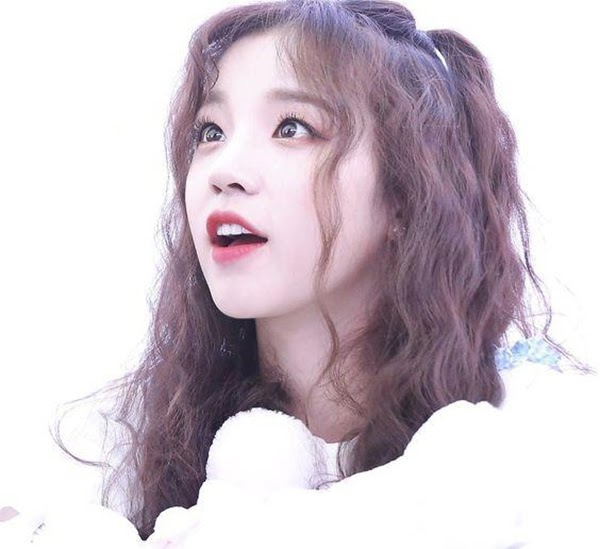 35 Kiểu tóc uốn đẹp nhất 2021 cho nữ cực trẻ trung và quyến rũ-28