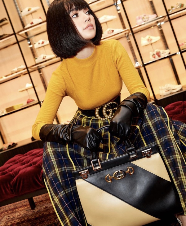 Hoa hậu con nhà giàu” Jolie Nguyễn 1 năm sau ồn ào chấn động: Sống sang chảnh, bất ngờ được cầu hôn và thay đổi rõ ở 1 điểm-3