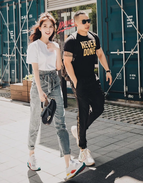 Sốc toàn tập trước màn cưỡng hôn của Vũ Khắc Tiệp - Ngọc Trinh và cái kết... không được vệ sinh cho lắm-3