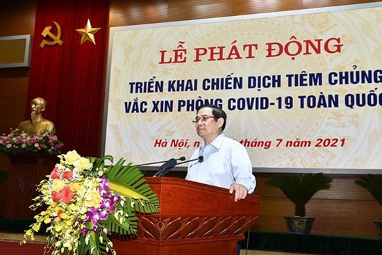 Việt Nam chính thức bắt đầu chiến dịch tiêm chủng vaccine Covid-19 lớn nhất lịch sử cho 75 triệu người dân