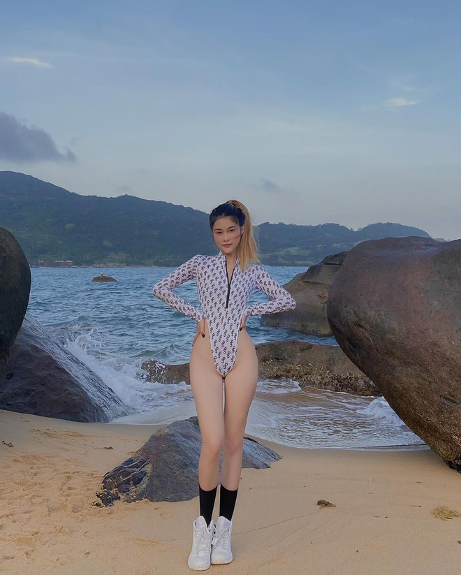 Gái xinh hé lộ bị kiếm cớ chat sex, quấy rối tình dục mỗi ngày, tức quá nên công khai giá cực shock-8