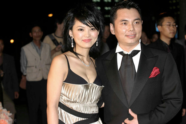 Thành công giật bạn trai, cô MC lên xe hoa với tỷ phú kim cương mới quen 33 ngày rồi nhận quả báo sớm, sau ly hôn choáng váng vì lời chồng cũ xỉa xói!-5