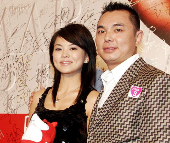 Thành công giật bạn trai, cô MC lên xe hoa với tỷ phú kim cương mới quen 33 ngày rồi nhận quả báo sớm, sau ly hôn choáng váng vì lời chồng cũ xỉa xói!-8