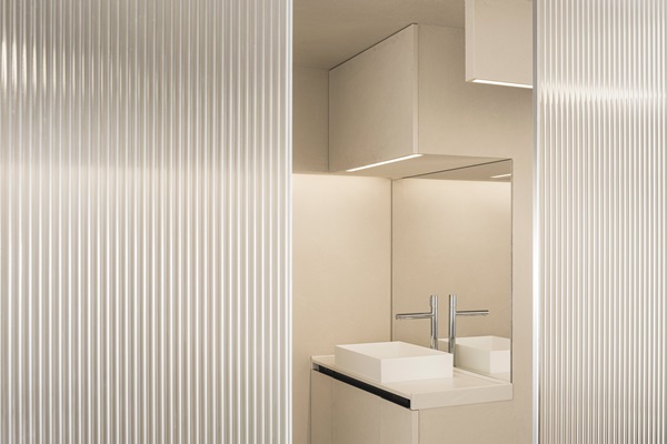 Cải tạo căn hộ tỉ mỉ trong từng chi tiết nhỏ mang đậm phong cách Nhật Bản, thiết kế vách ngăn phòng tắm tạo ra sự độc đáo vô cùng-4