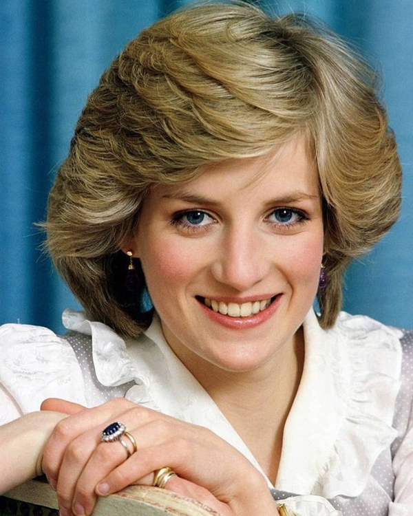 Không bao giờ mất đi vẻ nữ tính dù cắt tóc ngắn ngủn, bí kíp của công nương Diana chỉ có 2 điều-3