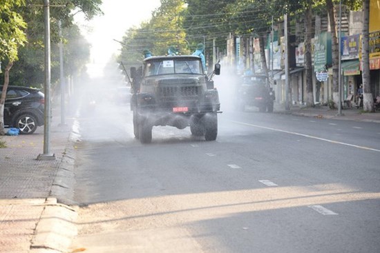 Hơn 400 ca dương tính, Tiền Giang giãn cách xã hội từ 0h ngày 12/7