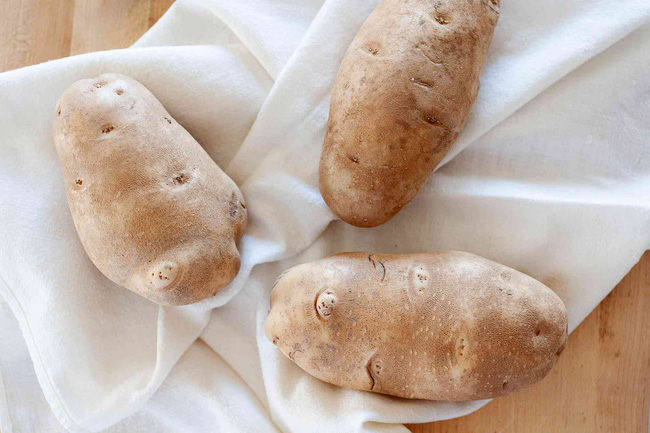 Khoai tây là loại thực phẩm tuyệt vời đối với sức khỏe nếu bạn biết cách chế biến và ăn như thế này-1