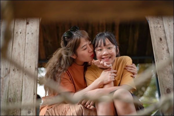 Làm mẹ đơn thân như MC Diệp Chi thật ấm lòng, con gái không chỉ học giỏi mà còn ngoan, tình cảm khiến ai cũng cảm động-2